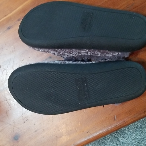 Dearfoam marled cable knit chenille clog slippers - Picture 3 of 5